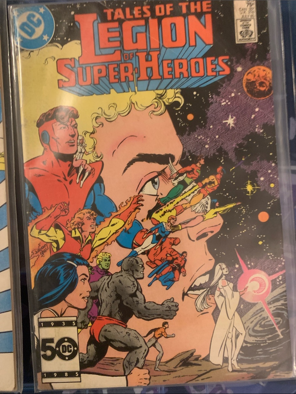 Dc comic bundle. - Picture 3 of 4